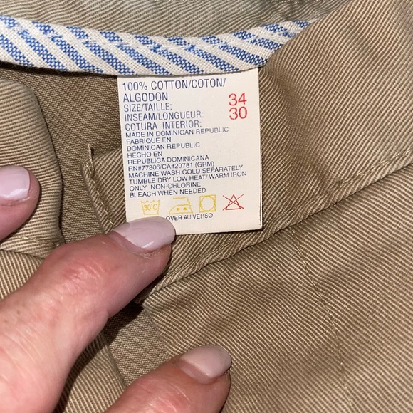 Mens Tommy Hilfiger Khakis in EUC - Size 34/ 30 - Picture 6 of 12